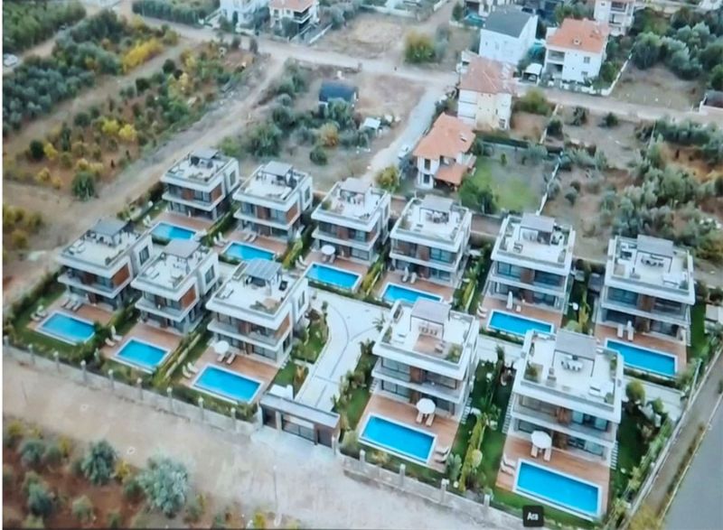 Suitable plot of land for a villa or a residential building project.