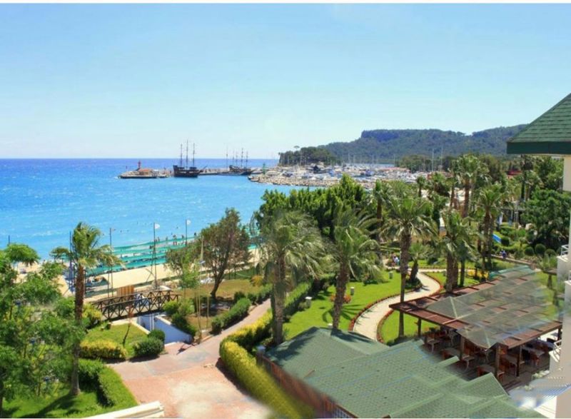Hotel an der Küste von Antalya-Kemer zu verkaufen